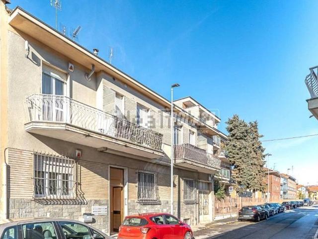 Appartamento in vendita a Leumann, Piemonte