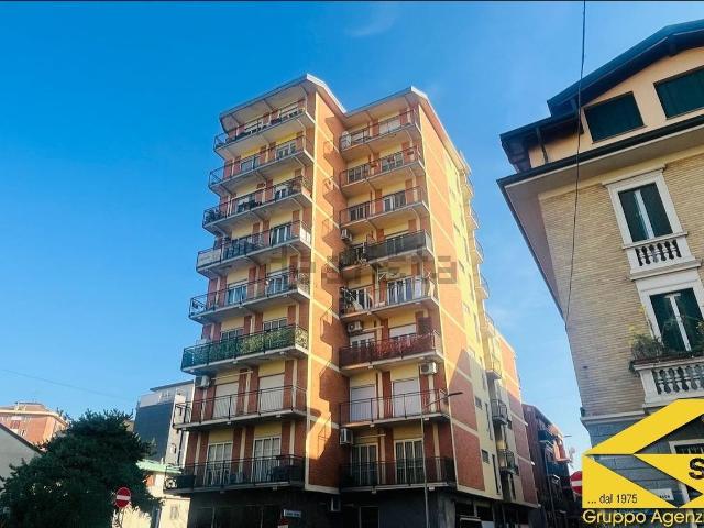 Appartamento in vendita a Melegnano, Milano