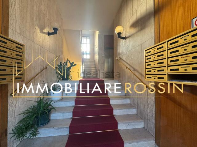 Appartamento in vendita a Molinetto di Lorenteggio, Corsico