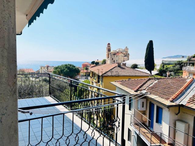 Appartamento in vendita a Cervo, Liguria