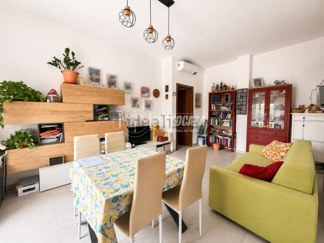 Appartamento in vendita a Pontesesto, Rozzano