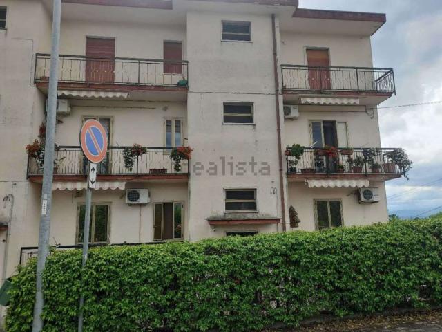 Appartamento in vendita a Castelpoto, Campania