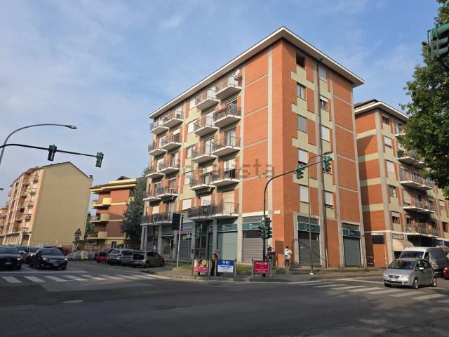 Appartamento in vendita a Chieri, Torino