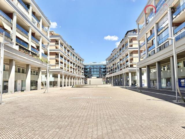 Appartamento in vendita a Parco Leonardo, Roma Capitale