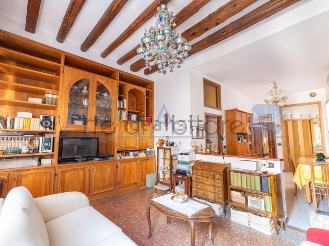 Appartamento in vendita a Venezia-Murano-Burano, Venezia