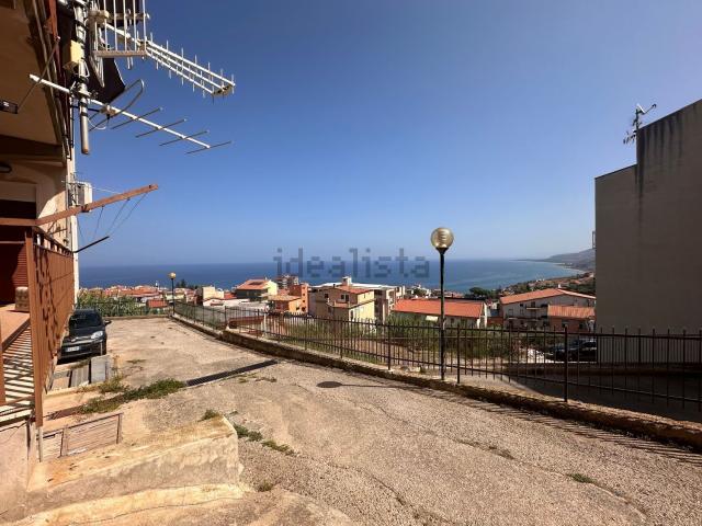 Appartamento in vendita a Santo Stefano di Camastra, Messina