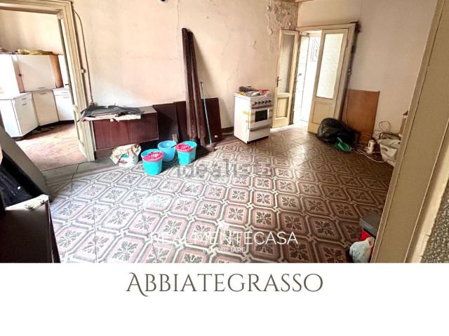 Appartamento in vendita a Abbiategrasso, Milano
