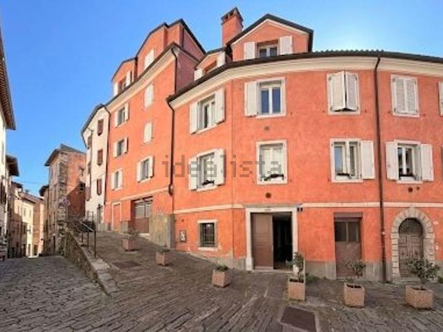 Appartamento in vendita a Città Nuova-Barriera Nuova-San Vito-Città Vecchia, Villa Opicina