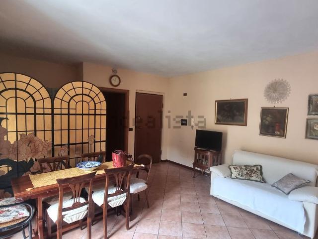 Appartamento in vendita a Mombercelli, Asti