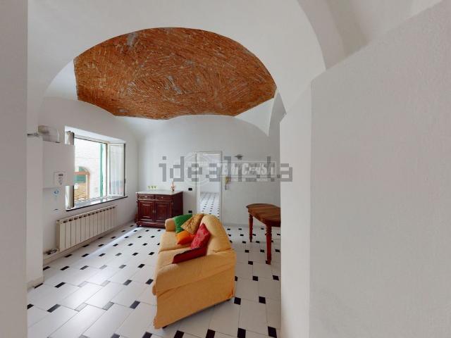 Appartamento in vendita a Albenga, Liguria
