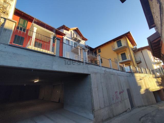 Appartamento in vendita a Suna, Piemonte