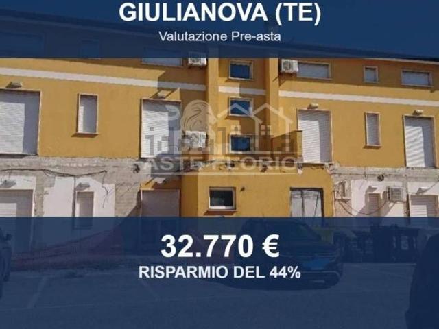 Appartamento in vendita a Giulianova, Abruzzo