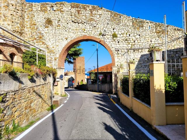 Appartamento in vendita a Voze, Noli