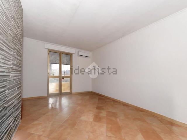 Appartamento in vendita a Monteleone - Santa Rosalia, Cagliari