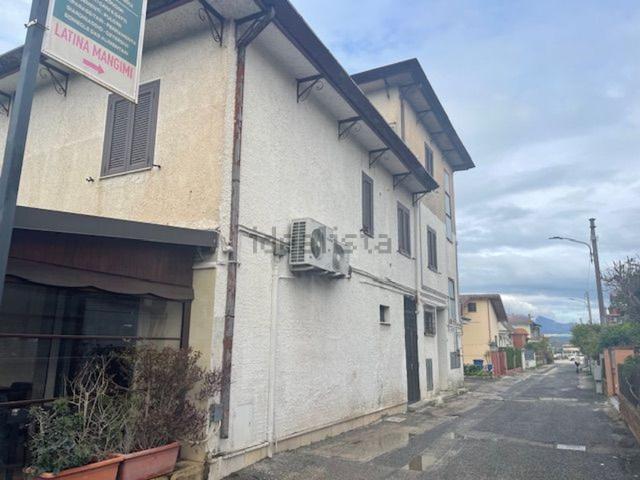 Appartamento in vendita a Villaggio Trieste, Latina