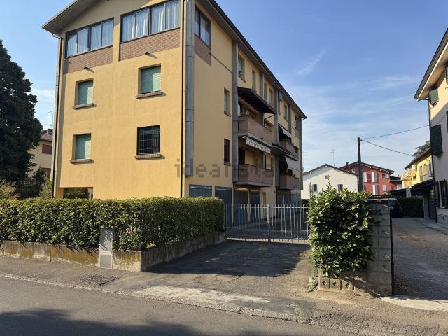 Appartamento in vendita a Canali, Re