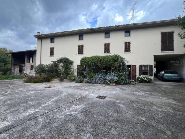 Appartamento in vendita a Montichiari, Lombardia