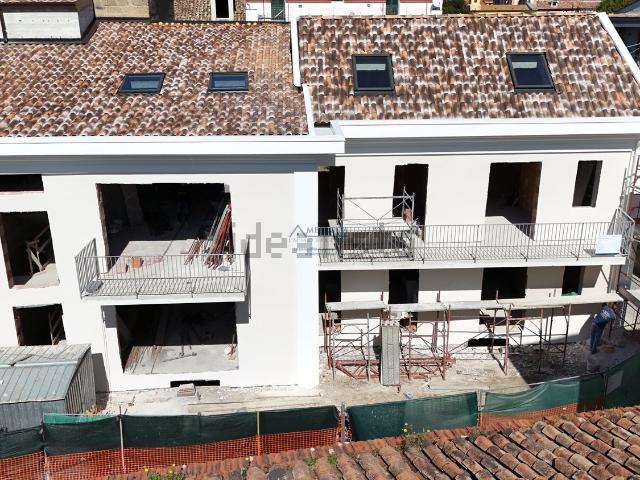 Appartamento in vendita a Caserta, Campania
