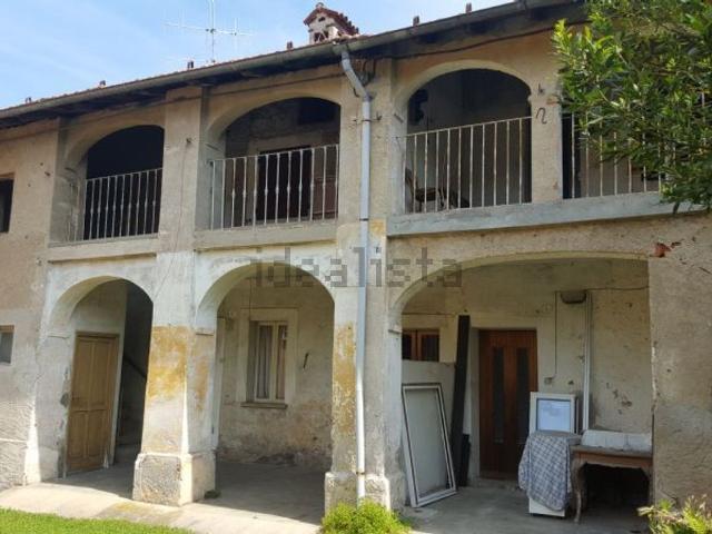 Appartamento in vendita a Motte, Luino