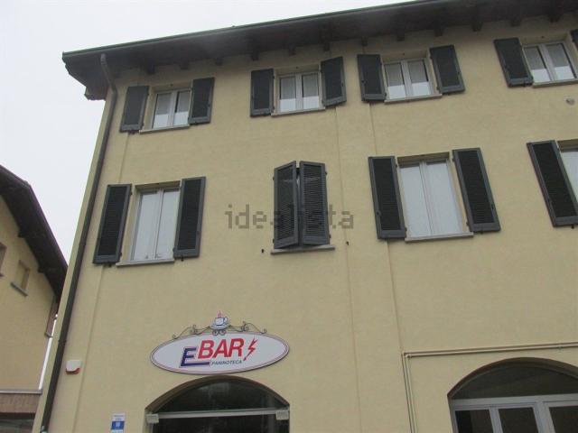 Appartamento in vendita a Casnate con Bernate, Casnate