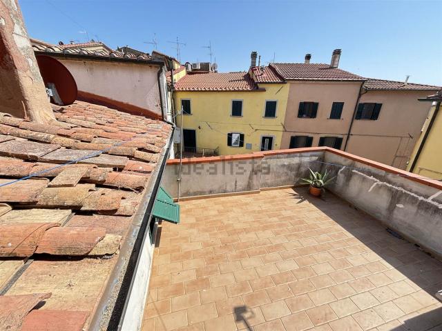 Appartamento in vendita a Guardistallo, Toscana