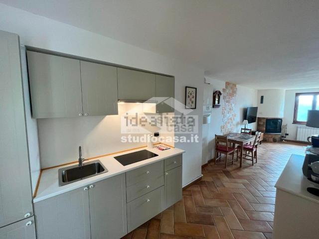 Appartamento in vendita a Ambriola, Costa Serina