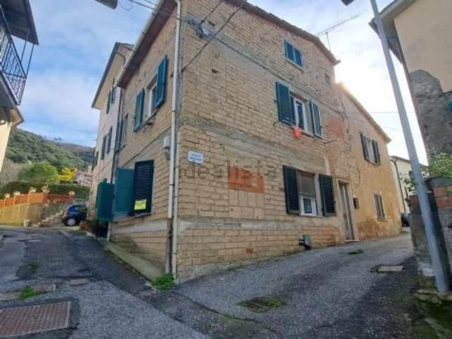 Appartamento in vendita a Castellina Marittima, Toscana