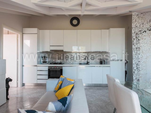 Appartamento in vendita a Gessate, Lombardia