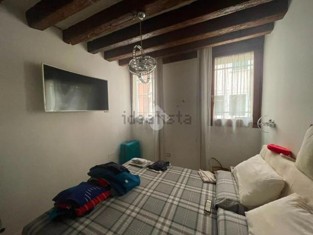Appartamento in vendita a Venezia-Murano-Burano, Venezia