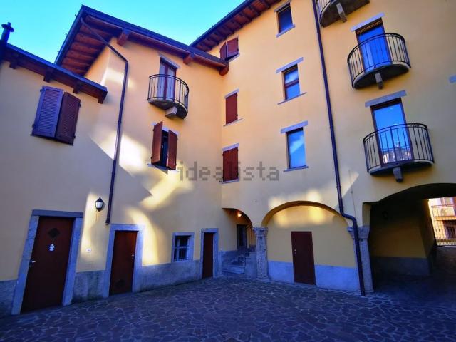 Appartamento in vendita a Semonte, Vertova