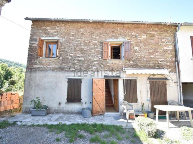 Appartamento in vendita a Berceto, Parma