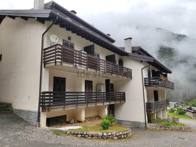 Appartamento in vendita a Comunità Montana della Valle Brembana, Valleve