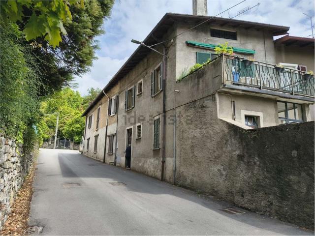 Appartamento in vendita a Quarte, Comerio