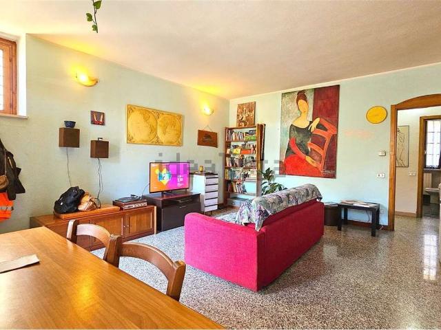 Appartamento in vendita a Corbetta, Lombardia