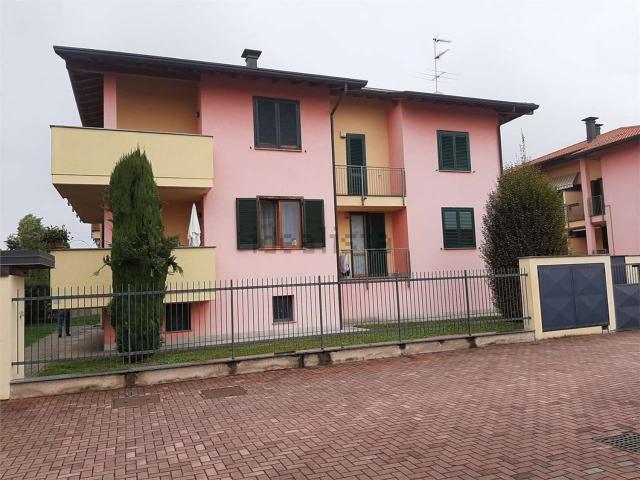 Appartamento in vendita a Villa Cortese, Lombardia