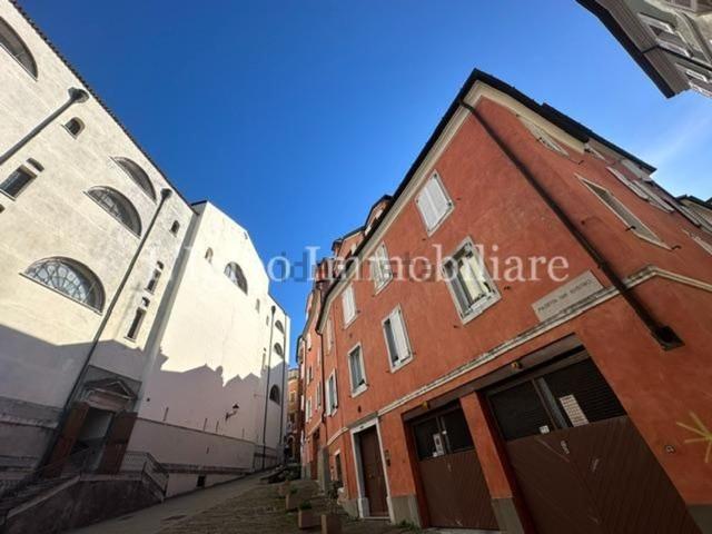 Appartamento in vendita a Borgo Teresiano, Trieste
