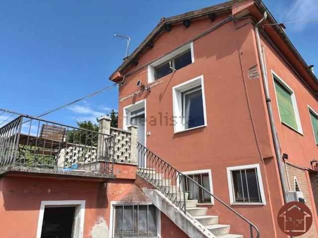 Appartamento in vendita a Crespano Del Grappa, Veneto