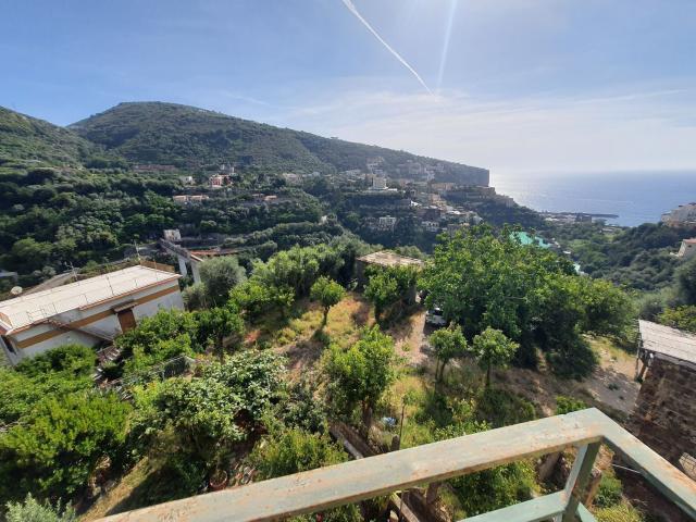Appartamento in vendita a Vico Equense, Campania