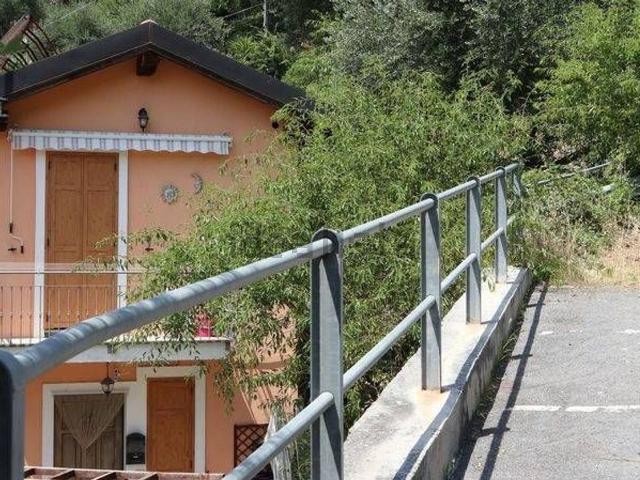 Appartamento in vendita a Trinità, Camporosso