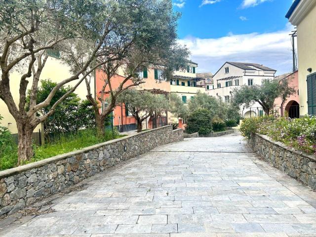 Appartamento in vendita a Luceto, Albisola Superiore