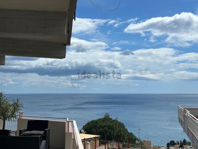 Appartamento in vendita a Letojanni, Sicilia