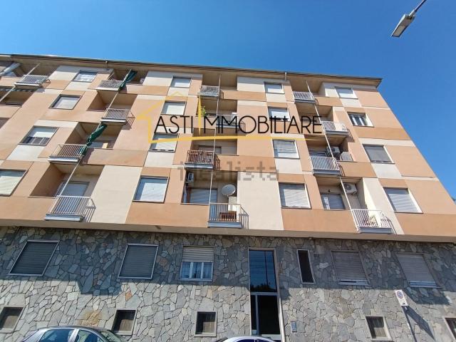 Appartamento in vendita a Rione San Paolo, Asti