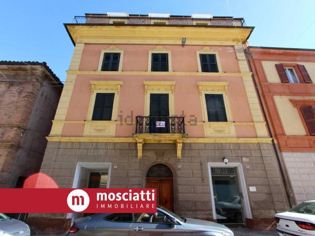 Appartamento in vendita a Marche, Macerata