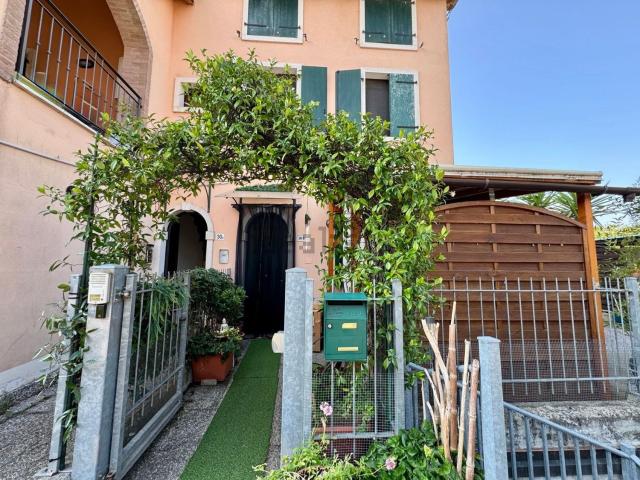 Appartamento in vendita a Cominelli, Valeggio sul Mincio