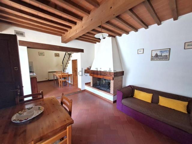 Appartamento in vendita a Castellina In Chianti, Toscana