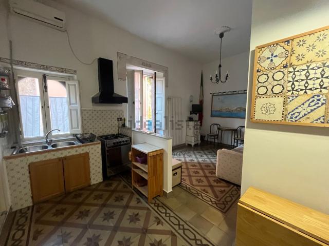 Appartamento in vendita a Gaeta, Latina