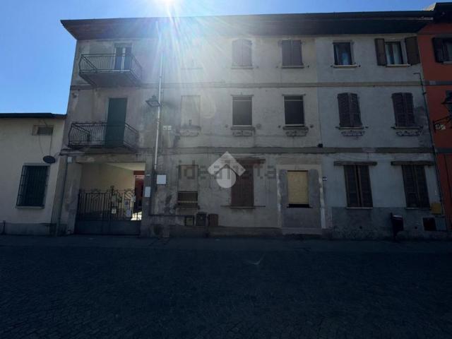 Appartamento in vendita a Lazzate, Lombardia