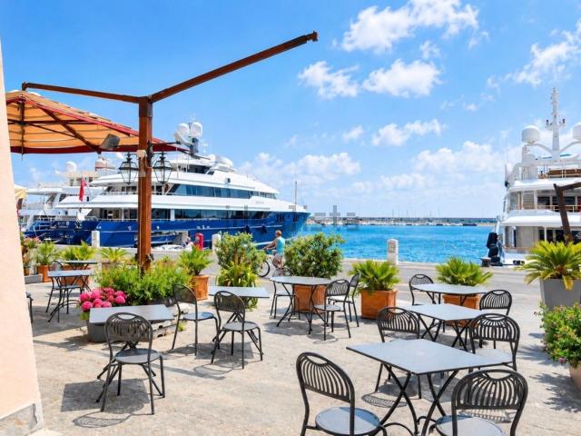 Appartamento in vendita a Imperia, Liguria