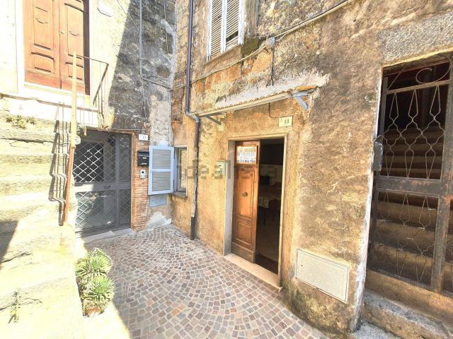 Appartamento in vendita a Carbognano, Lazio