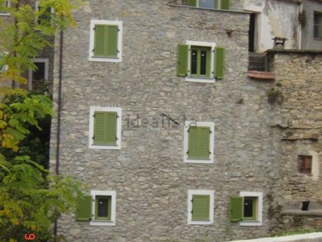 Appartamento in vendita a Olivetta San Michele, Imperia